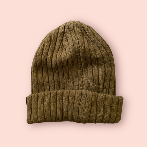 9. ROOTS | Brown Knit Toque - Picture 2 of 4